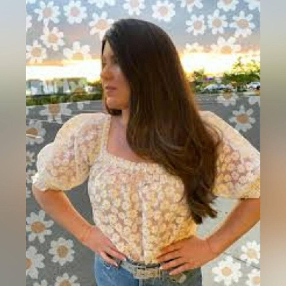 Forever 21 Sheer Daisy Crop Top